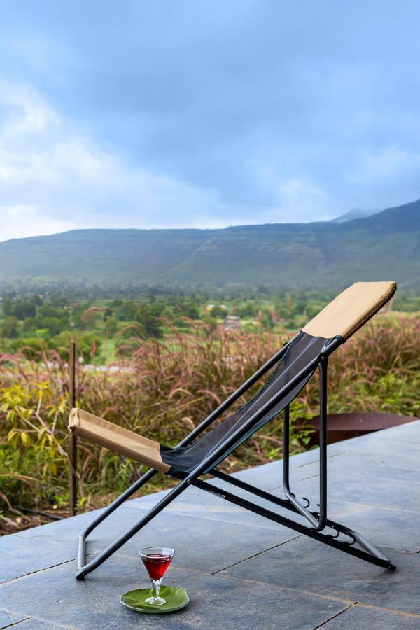 Saffronstays Zen, Igatpuri - Lake-View Villa With Indoor And Outdoor Games Luaran gambar