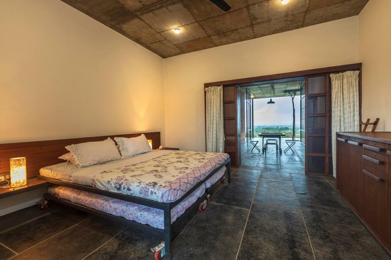 Saffronstays Zen, Igatpuri - Lake-View Villa With Indoor And Outdoor Games Luaran gambar